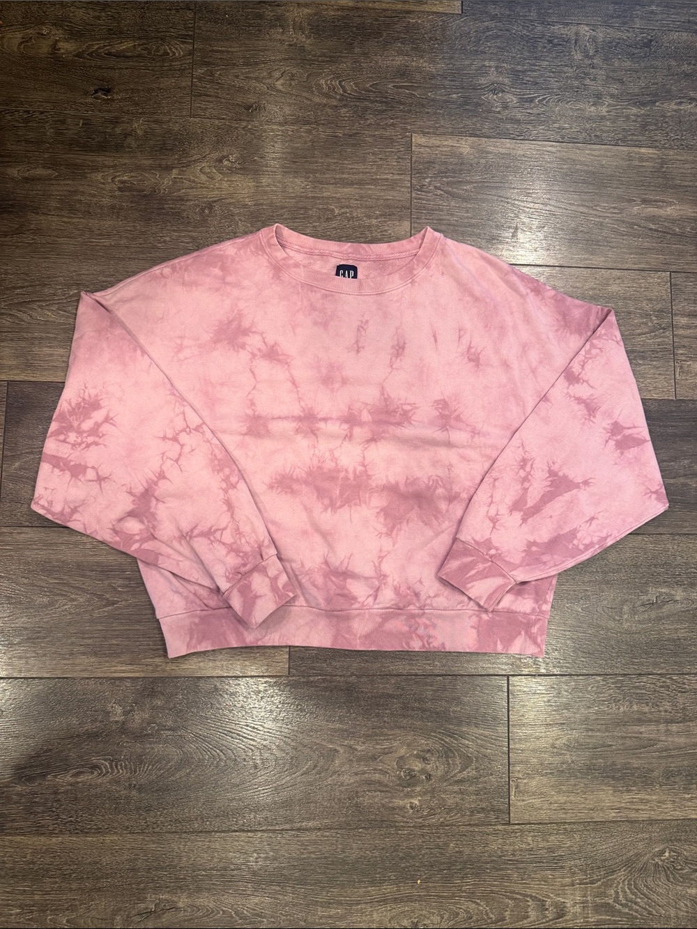 GAP Rose Tie-Dye Crewneck Sweatshirt